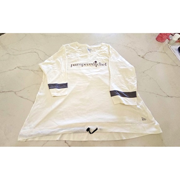 Pampered Chef Tops - Pampered Chef Women's 2XL White/Gray Logo Stripe 3/4 Sleeve Crew Tee